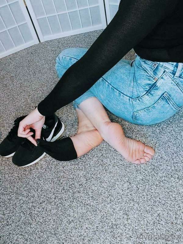 Sweaty, smelly silky soles... 

On a scale of 1 to 10... how.. 13