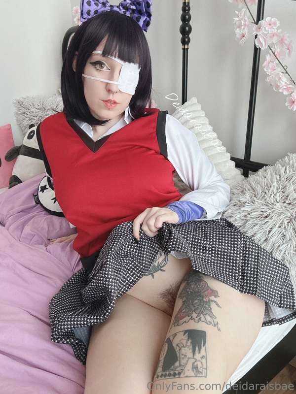 Lick my feet while you fuck me balls deep 9