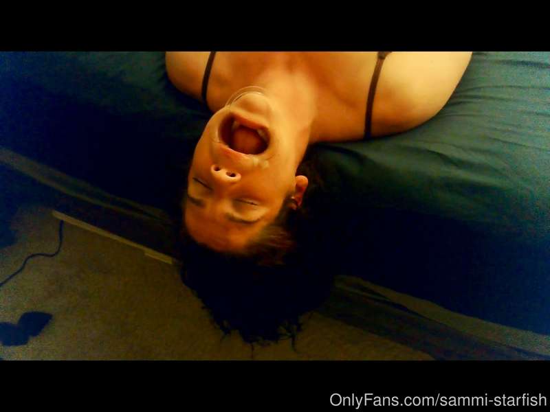 This was how my night ended on Saturday. A huge load of jizz.. 9