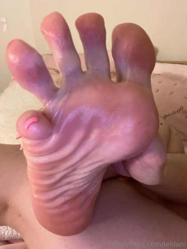 So I got a boo-boo on my toes from working out, I gave mysel.. 6