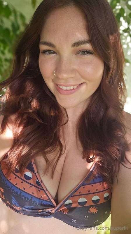 🎀FREE SUBSCRIPTION🎀 SHE @wettestrose98 WANNA RIDE YOUR HARD ..
