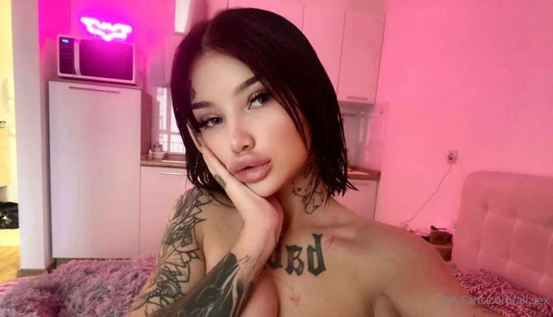🎀How did your 2022 start, Daddy? Let's cum together soon,💦 I..