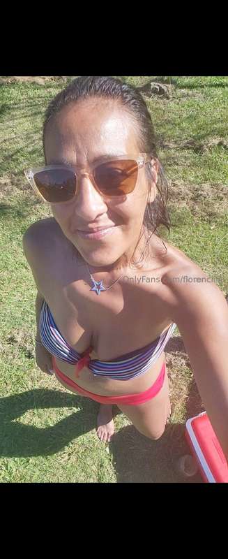 💋💋last days of summer...... but my body is hot all year roun..
