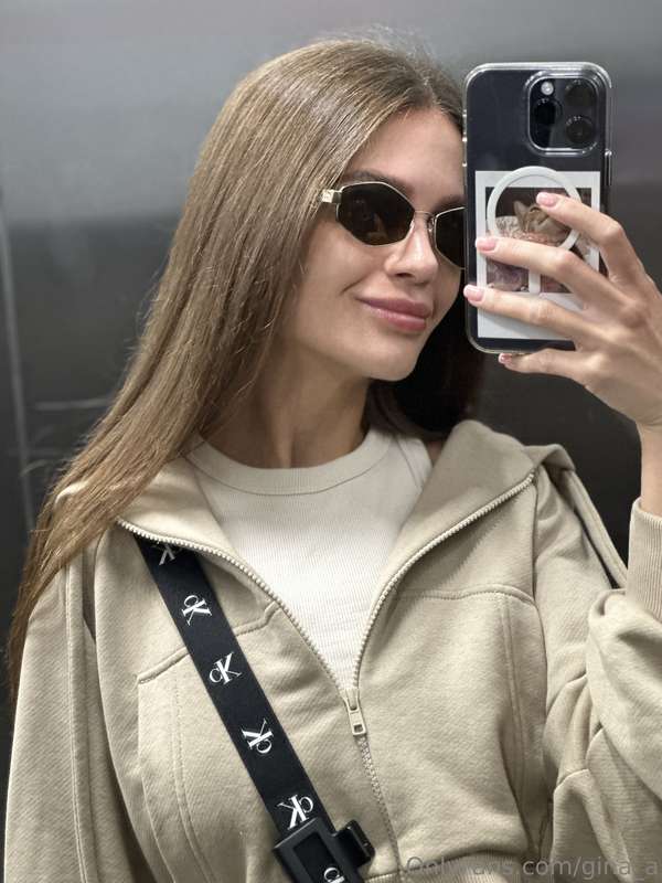 What style do you like more on me?💫