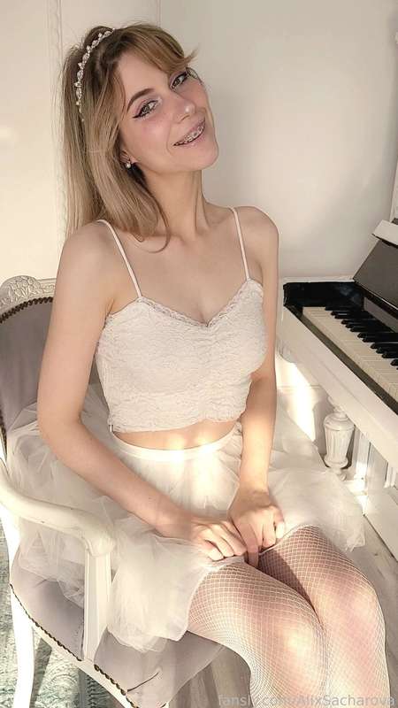 Alixsacharova - Fansly - 21 Nov, 2022 24