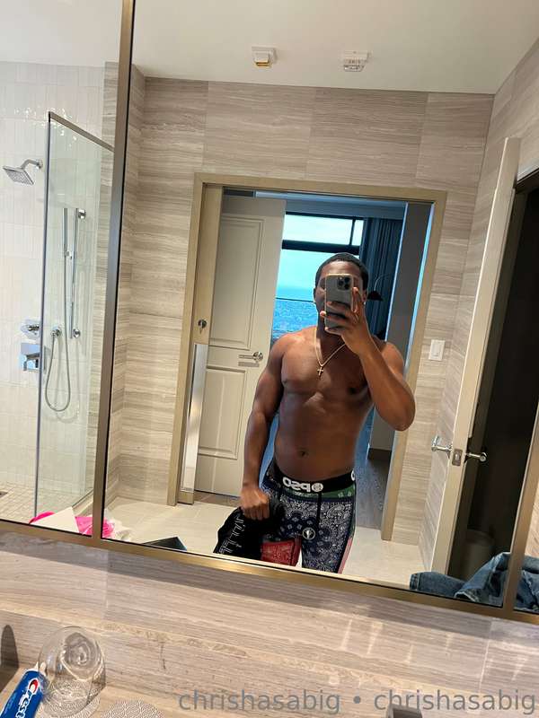 My celebratory mirror pic after I just get done fucking anot..