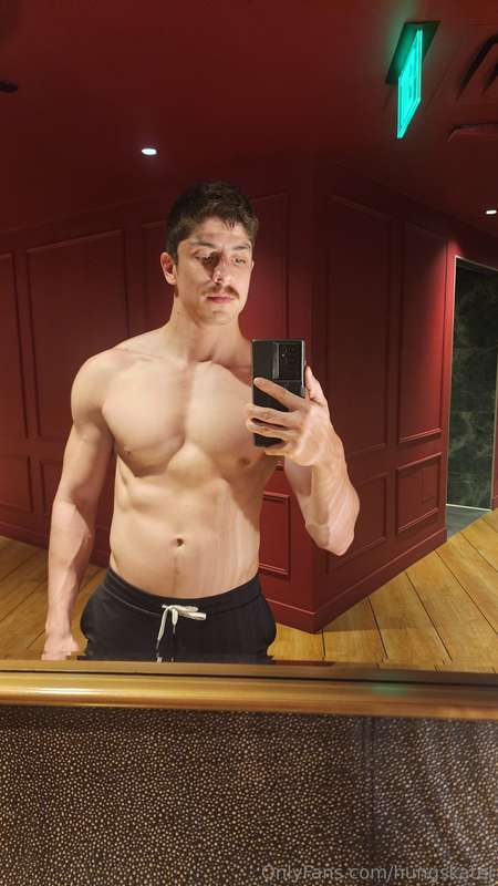 Fancy LA gym 6