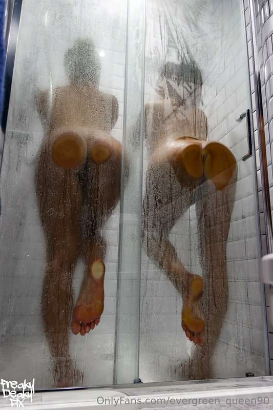 Marking our territory….. 🍑 💦