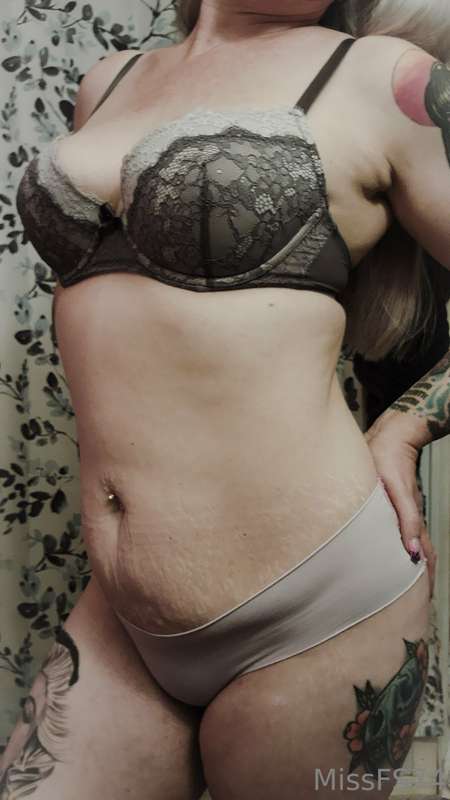 Mom bod appreciation post...