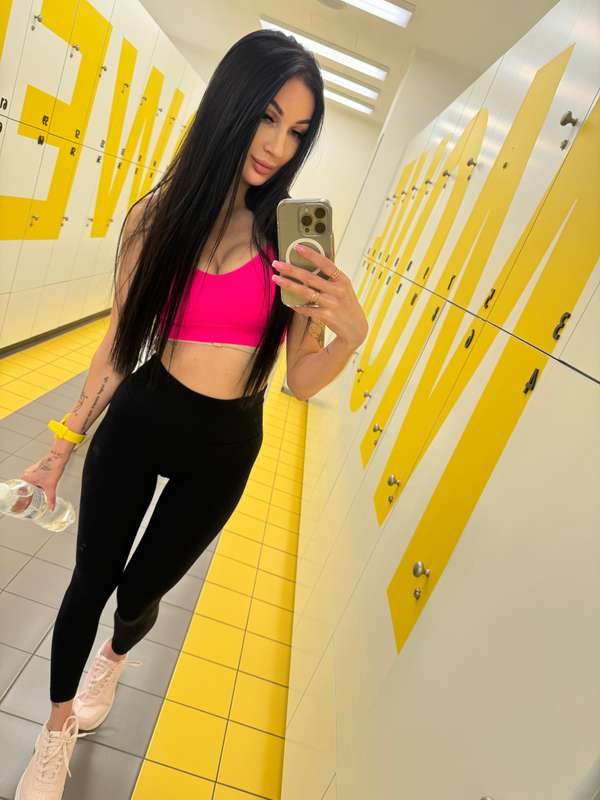 🏋️‍♀️ There is a special treat to go to the gym! This gym al..