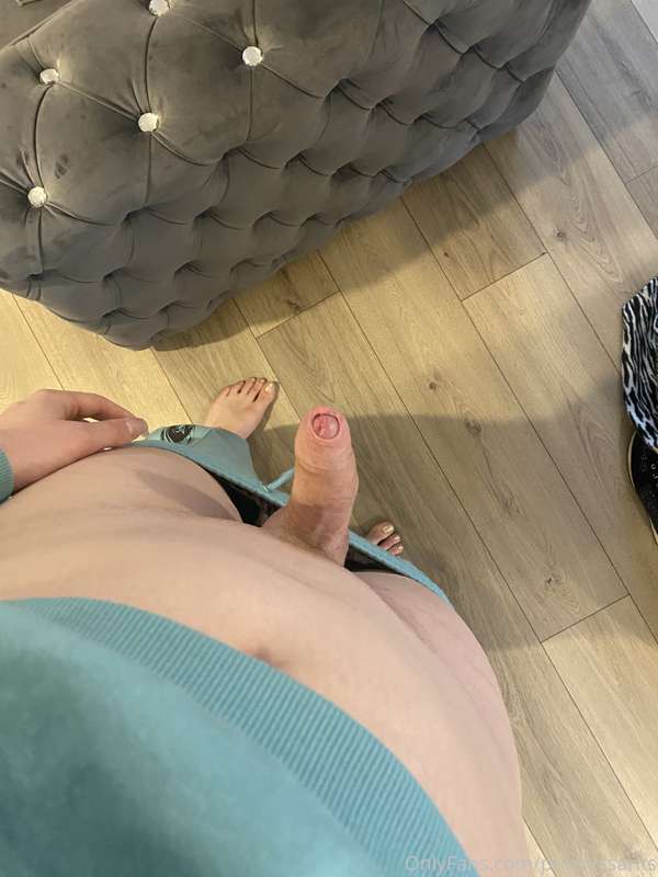 I seem to be horny 😳 👉🏻👈🏻