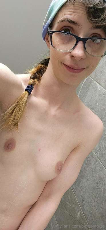 Pixiesmoxie - Onlyfans - 20 Sep, 2023