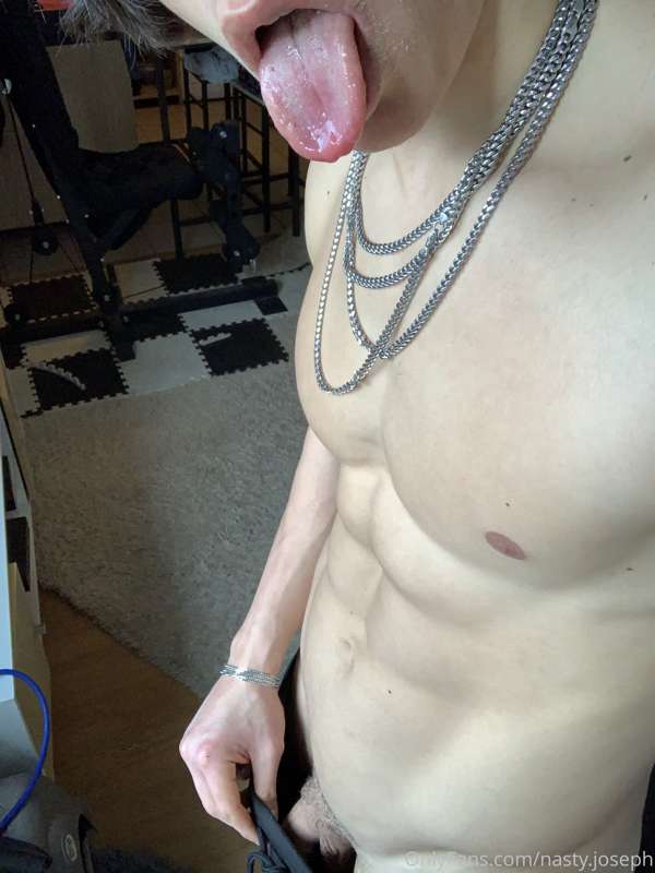 Dm for more 🥵🥵🥵🥵 3