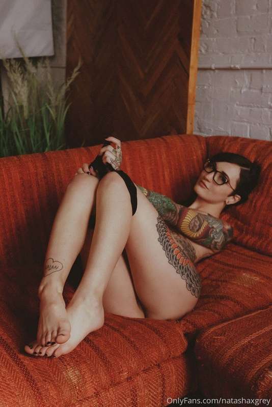𝕋𝕦𝕖𝕤𝕕𝕒𝕪 𝔸𝕗𝕥𝕖𝕣𝕟𝕠𝕠𝕟 <3 swipe for the full set! 2