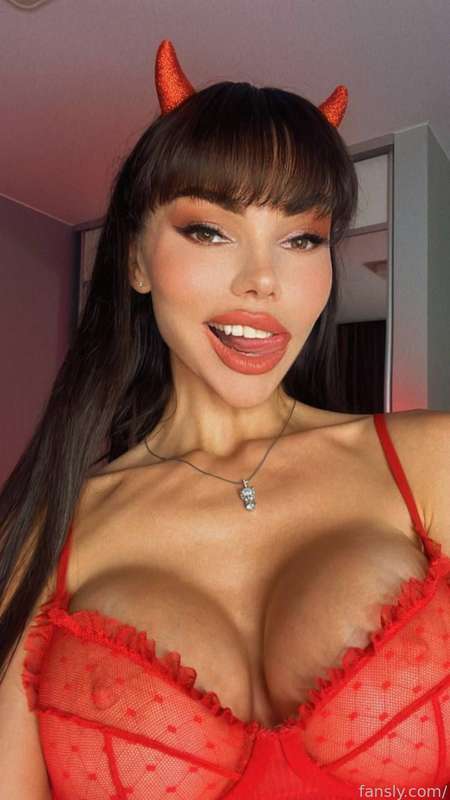 Amyhorny - Fansly - 29 Aug, 2022