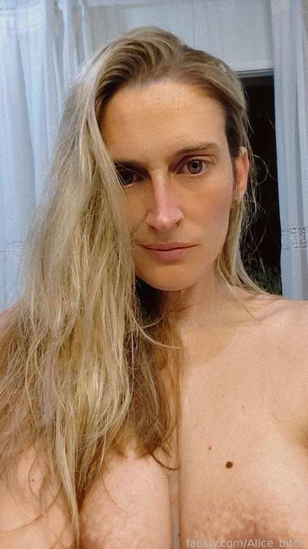 Alice_Bitch - Fansly - 24 Apr, 2024