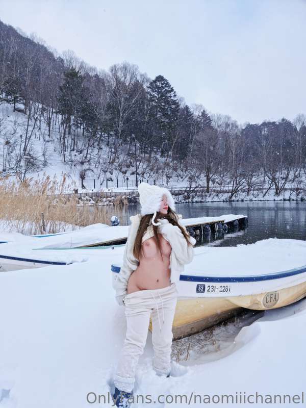 Outdoor Photos that appeared in the trip video✈️☃️🔞
旅行動画に登場し.. 19