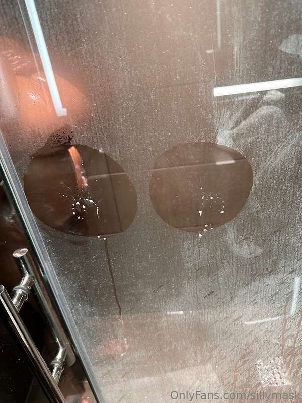 throwback to how HUGE my boobies were when i was showering.