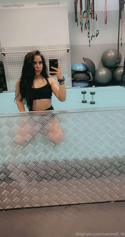 Thicker than a snicker 🤭 1