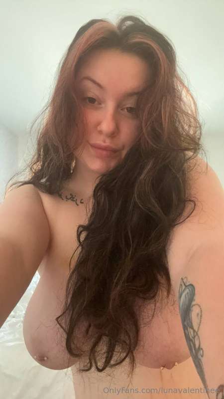Just a cozy selfie to make your day better 🥰