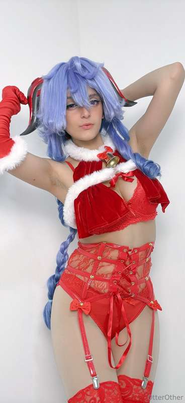 Merry Christmas to you all!! ;3 Hope you haven’t been too na.. 2