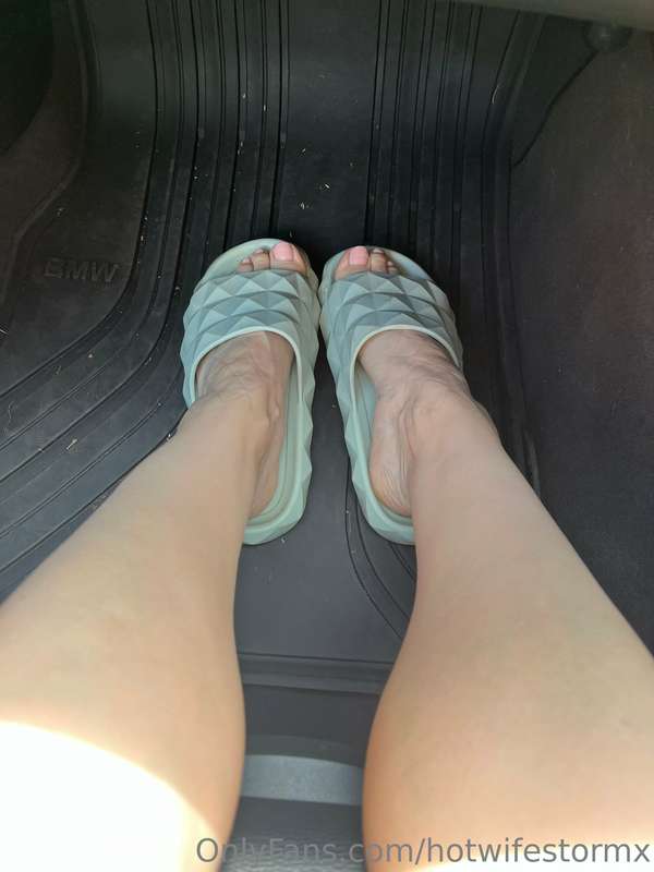 Do you think anyone can tell I’ve been wearing fishnet stock..