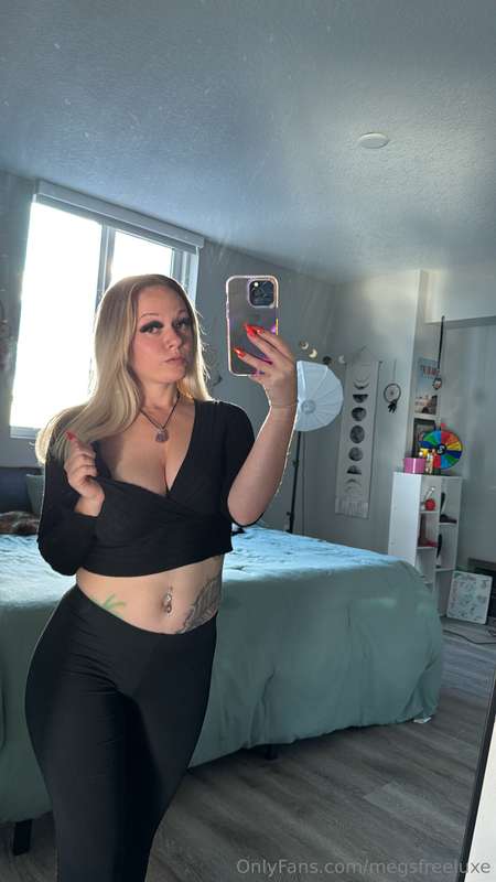 Nice outfit? How about I take it off for you? 😏