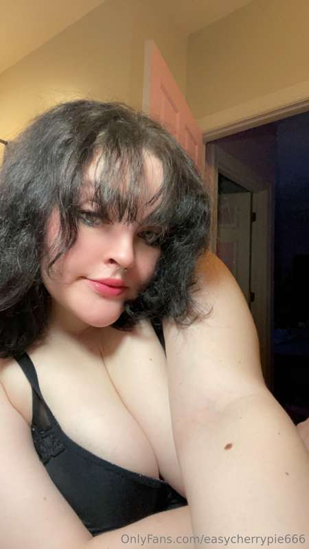 Easycherrypie666 - Onlyfans - 28 Dec, 2023 8