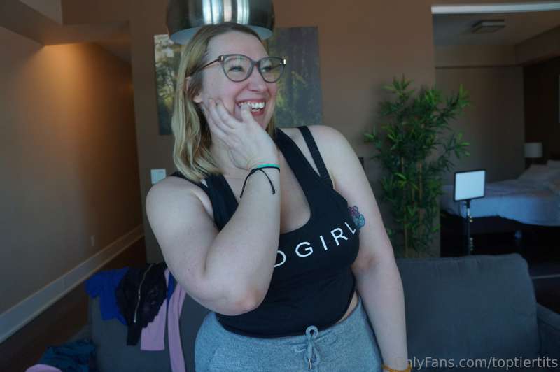 I made a new friend recently--introducing Heather! Does anyo.. 5