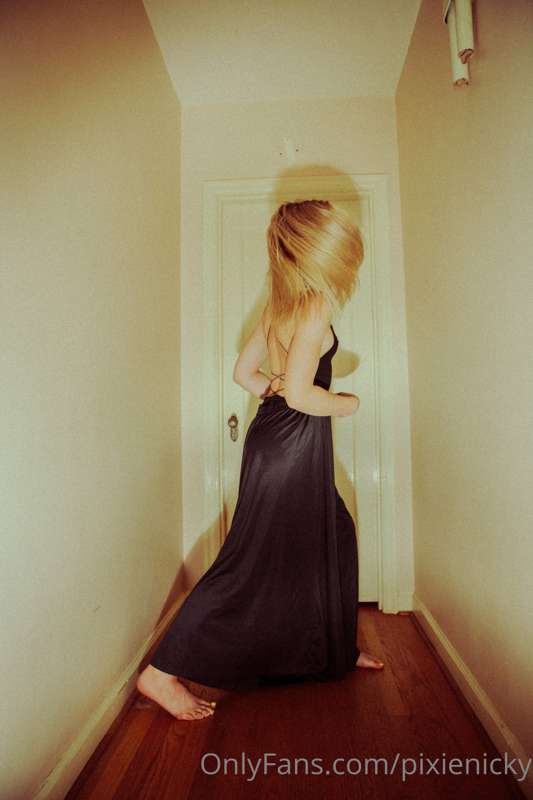 never-posted-before photos from when i first got into modeli.. 4