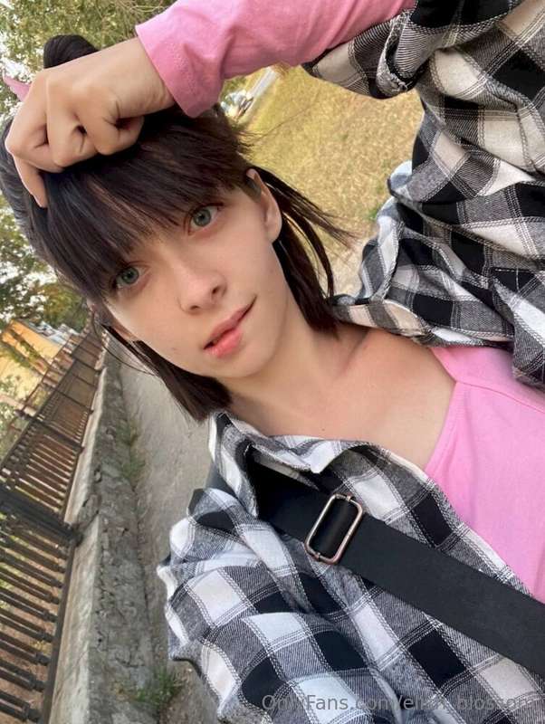 ## 🎀SUBSCRIBE FOR FREE🎀❗️Show me @lizi.pizi how a good girl ..