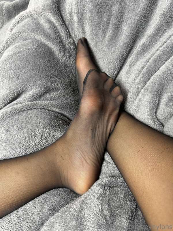 Zeynylons - Onlyfans - 12 Oct, 2024