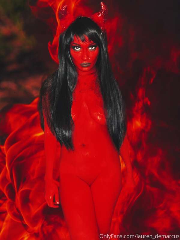 my final halloween costume 😈 4