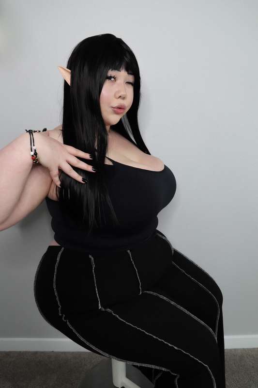 my new photo set :-) i am wearing a new hair <3 what do you .. 4