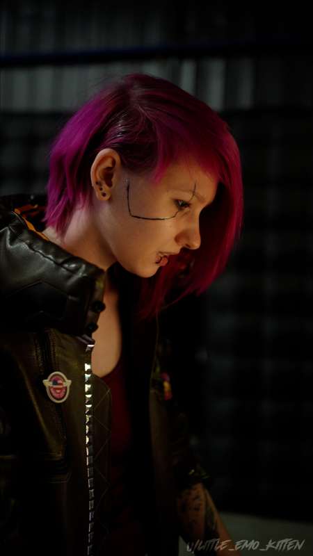 I cosplayed V from cyberpunk 2077!  Even cosplayed at comic ..