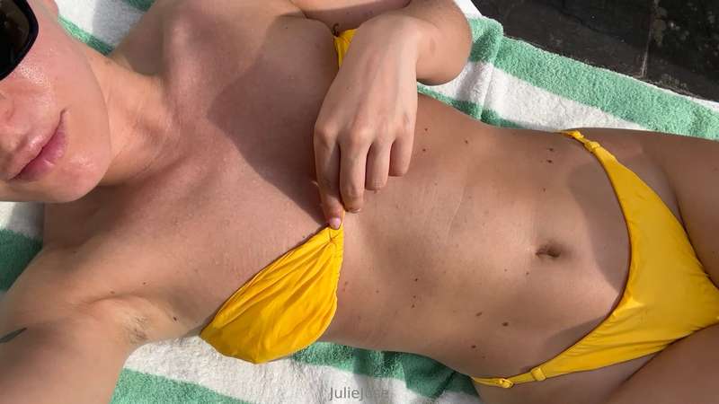💛🙊 1