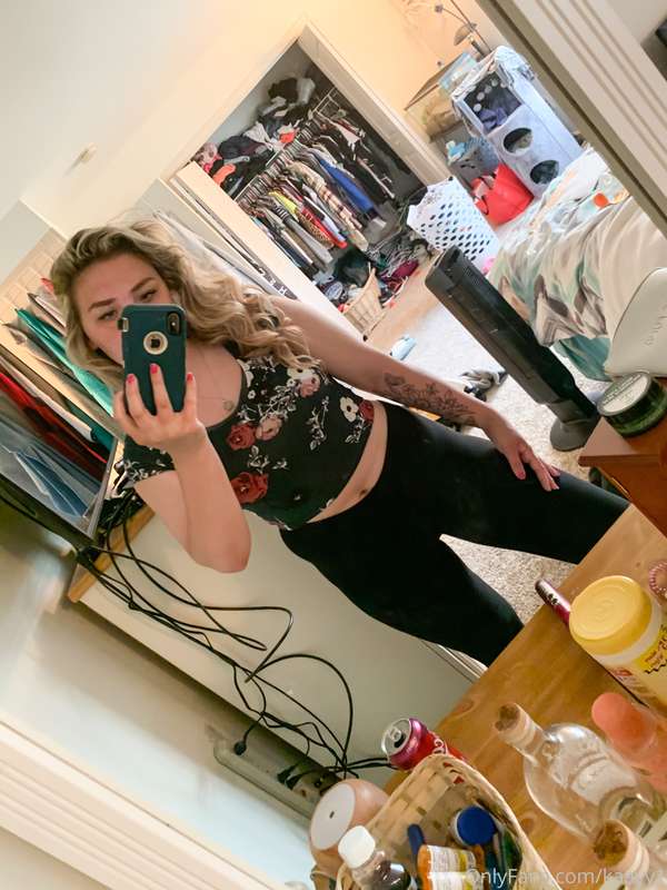 😘