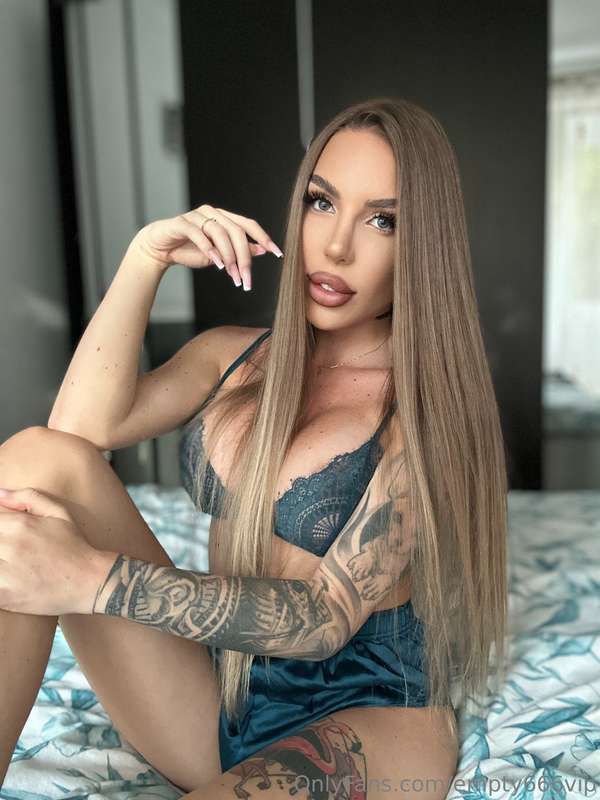 Pijama party?😳 3
