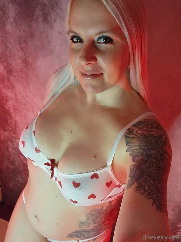 **Happy Titty Tuesday!** 🍒