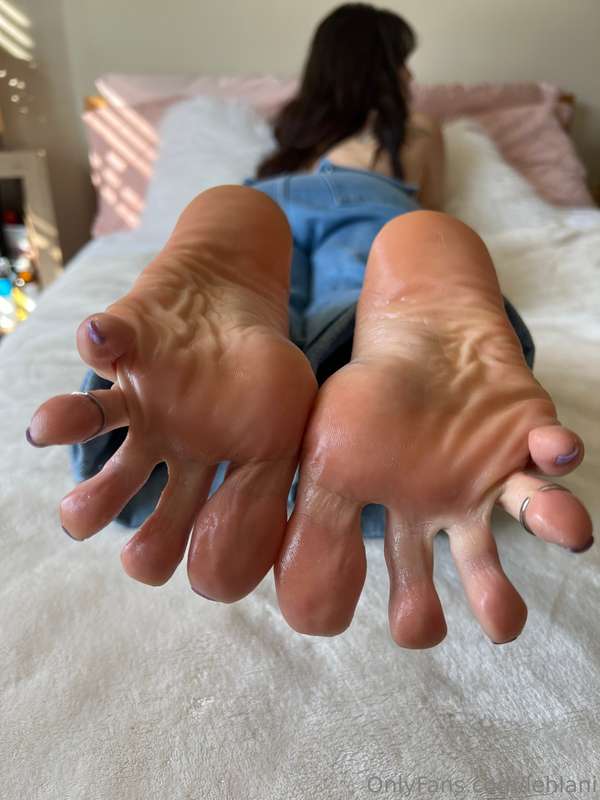 Whenever you’re horny I want you to stroke yourself to my so.. 3