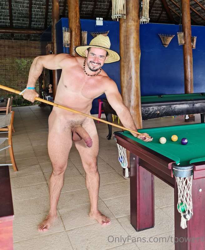Come play with me? I will give you good shots