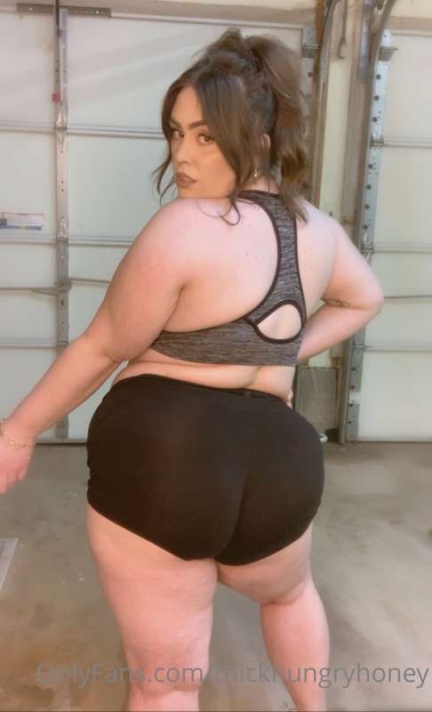 Bad bitch, I could be your morbidly obese piggy fantasy 🐷 17