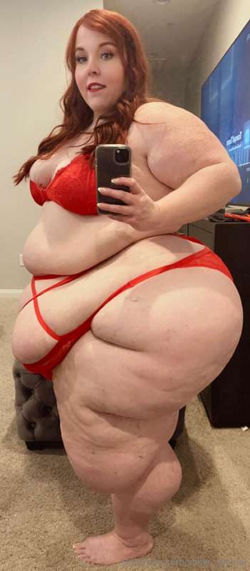 Getting ready for our Valentine's dinner, I wanted to snap s.. 15