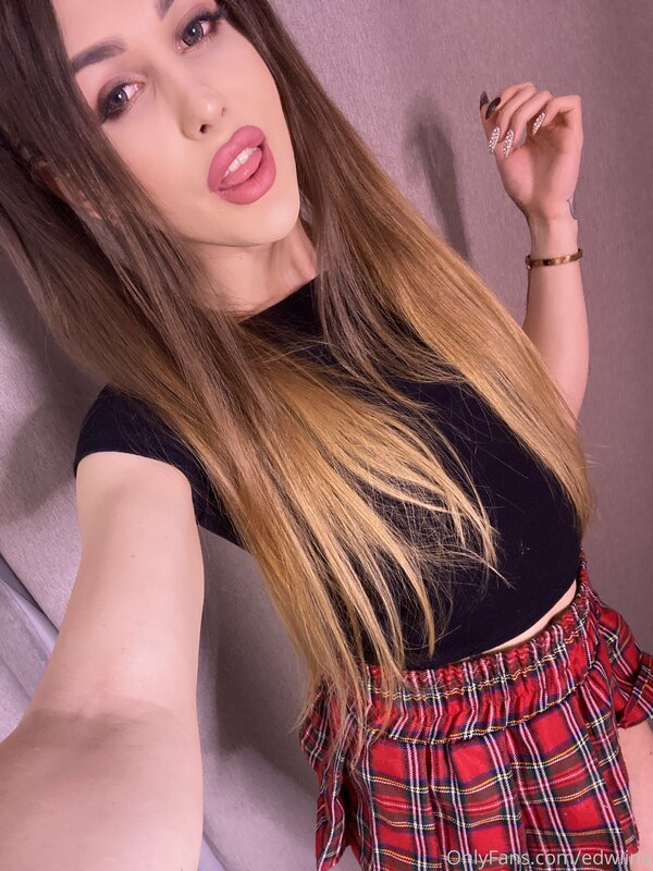 schoolgirl is very hungry ?