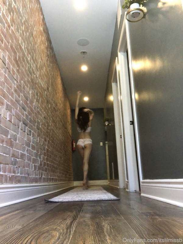 Like my outfit? 💞 4
