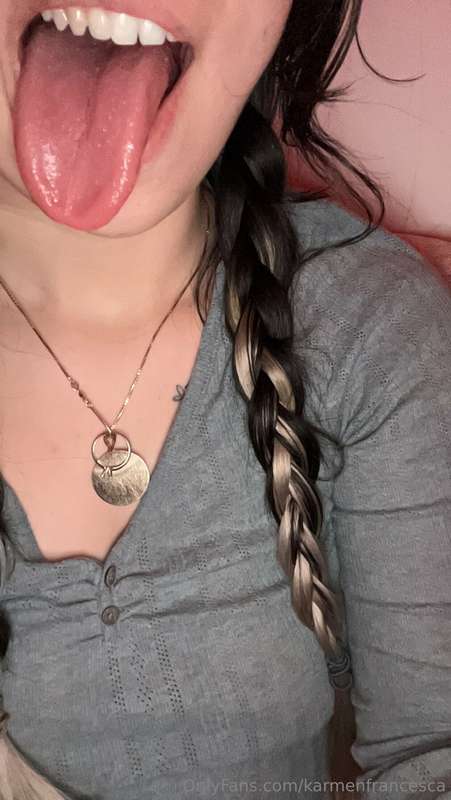 🍒✌️
