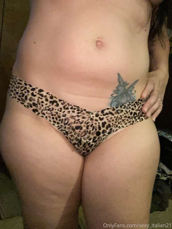Hmm leopard print!! Yes baby 😘💋