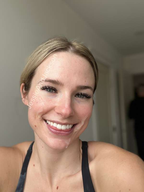 **Some pictures from yesterdays facial** 💦💦
How do I look? 😋.. 7