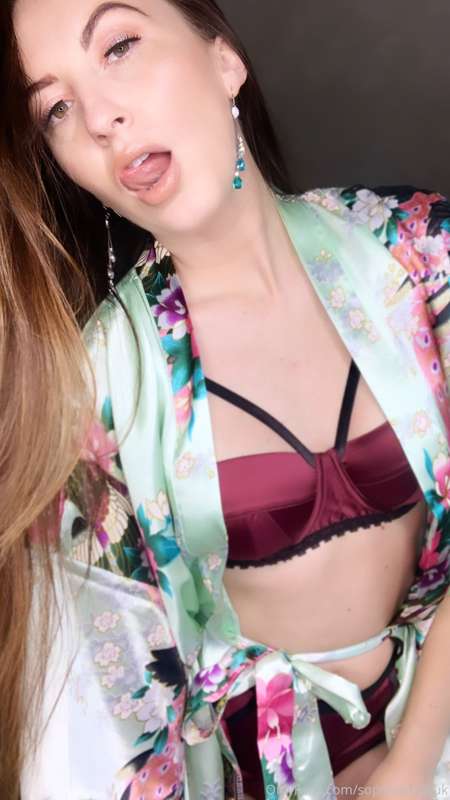 Are you a lover of silk and satin? 2