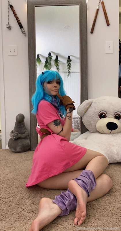 Bulma image set 💦 video is uploading so it’ll be up either t.. 16